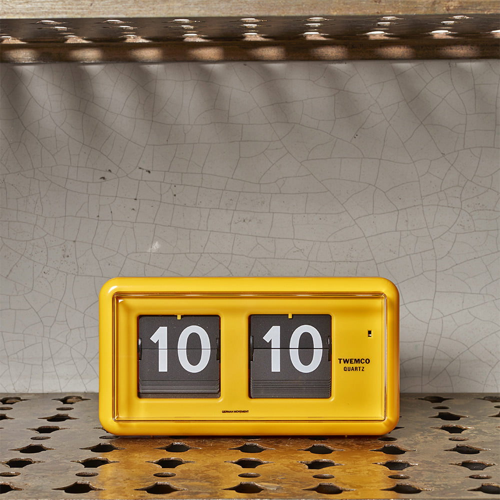 Clock QT 30 - Yellow - Twemco