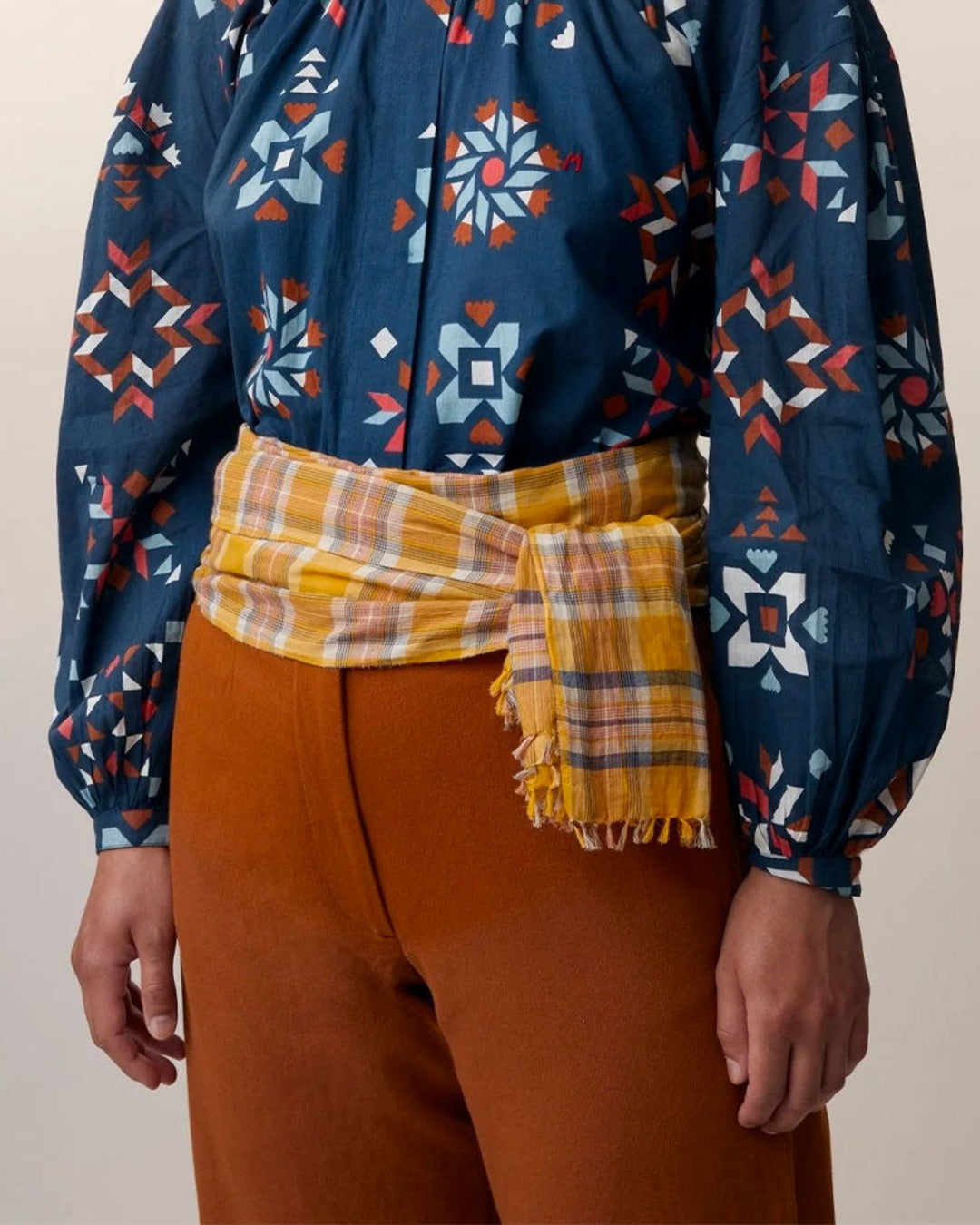 Moismont - Scarf n°722 - Holi Yellow