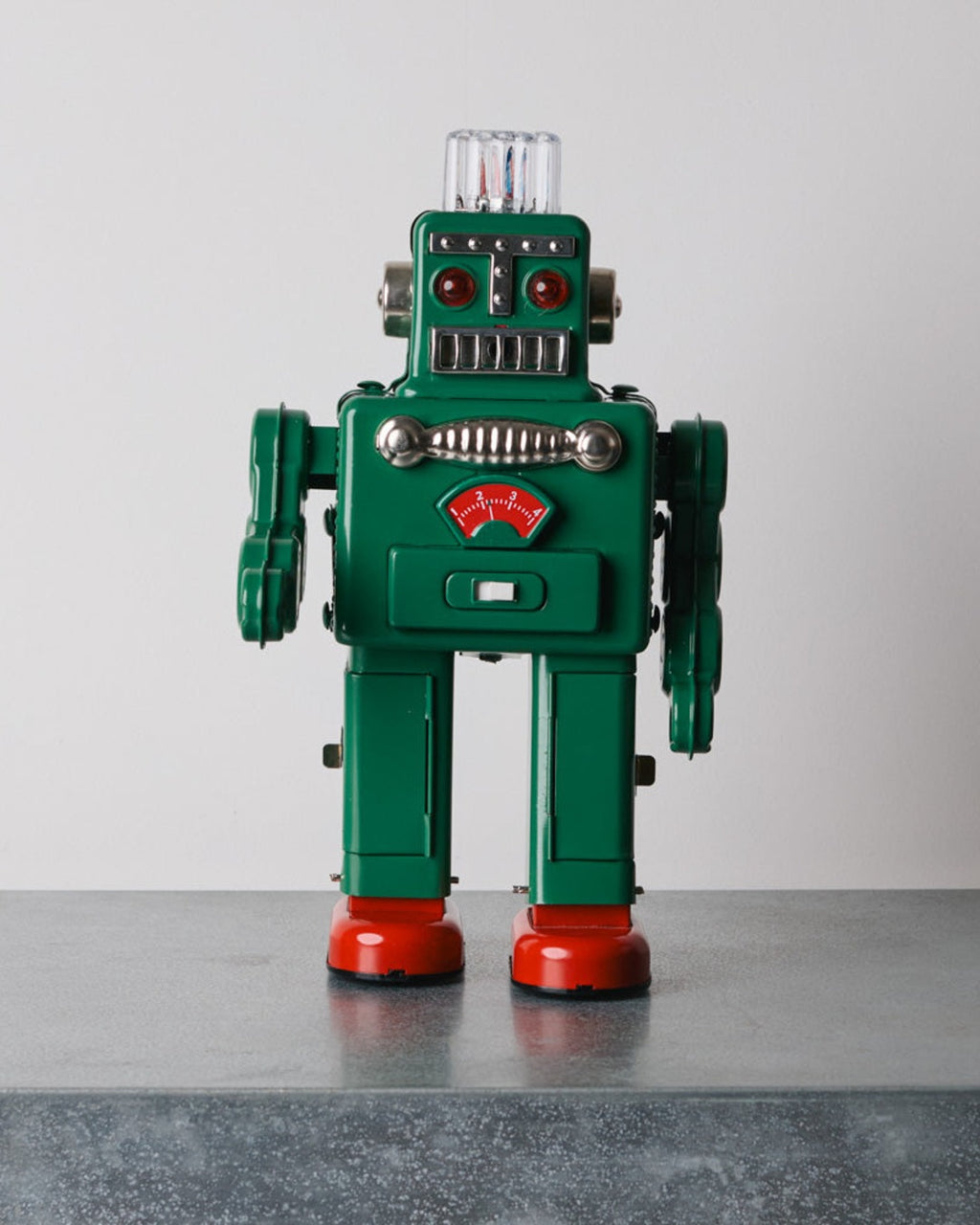 Die Blechfabrik - Robot Smoking - Vert