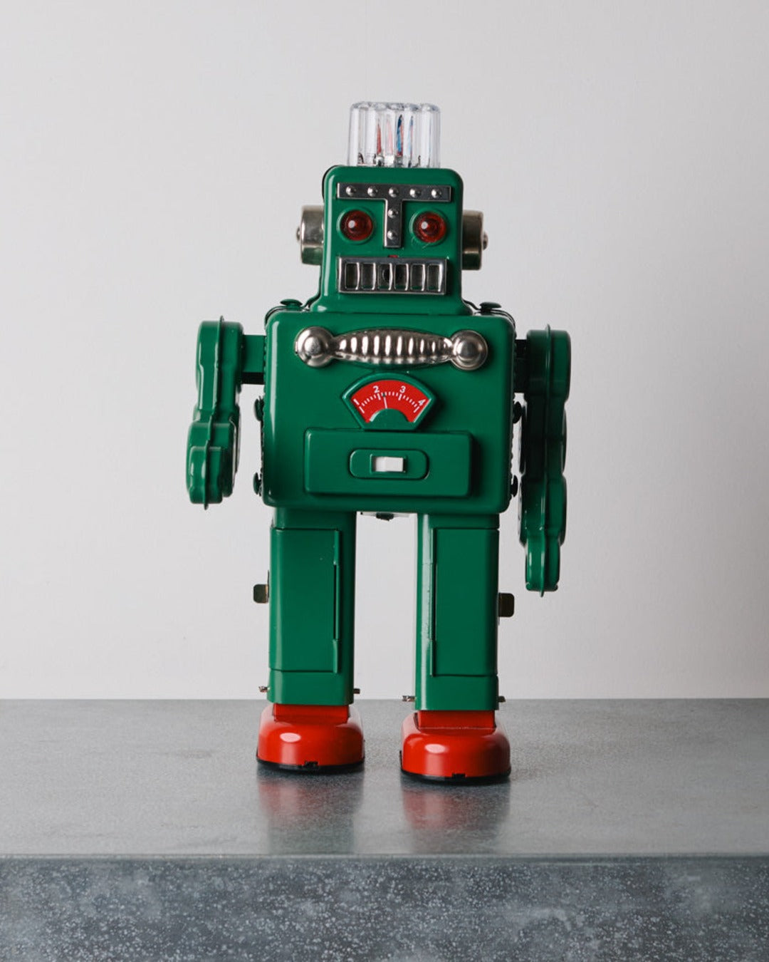 Die Blechfabrik - Robot Smoking - Vert