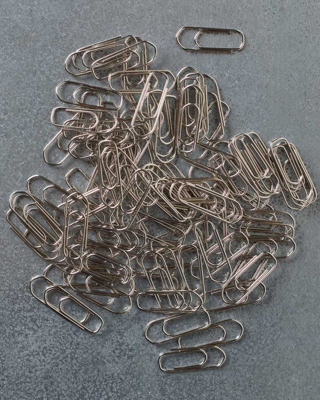 Attache - Lettre - Nickel