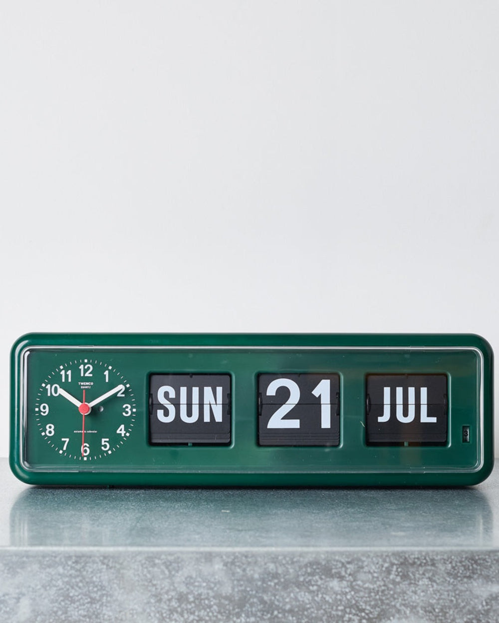 Twemco - Horloge BQ 38 - Vert – Merci Paris