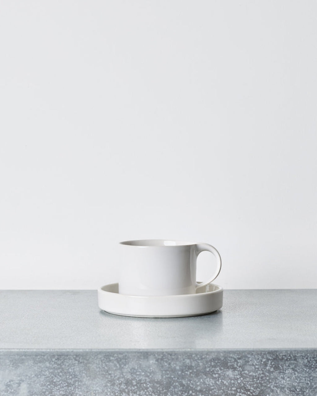 Ceramic Japan - Cup and saucer Moderato - White