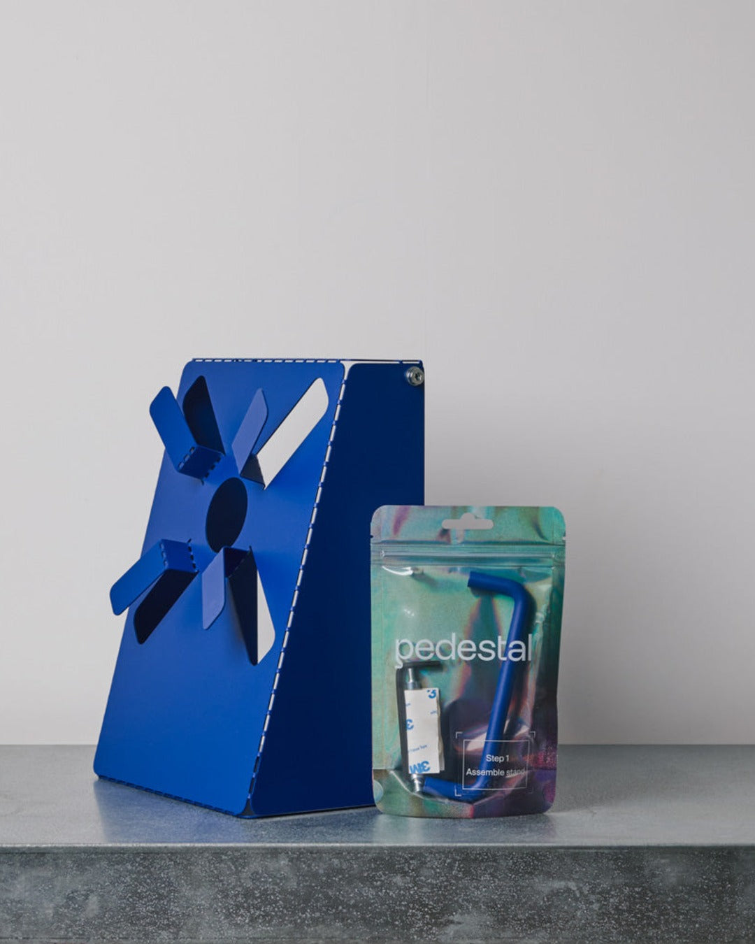 Pedestal - Extension bracket - Blue