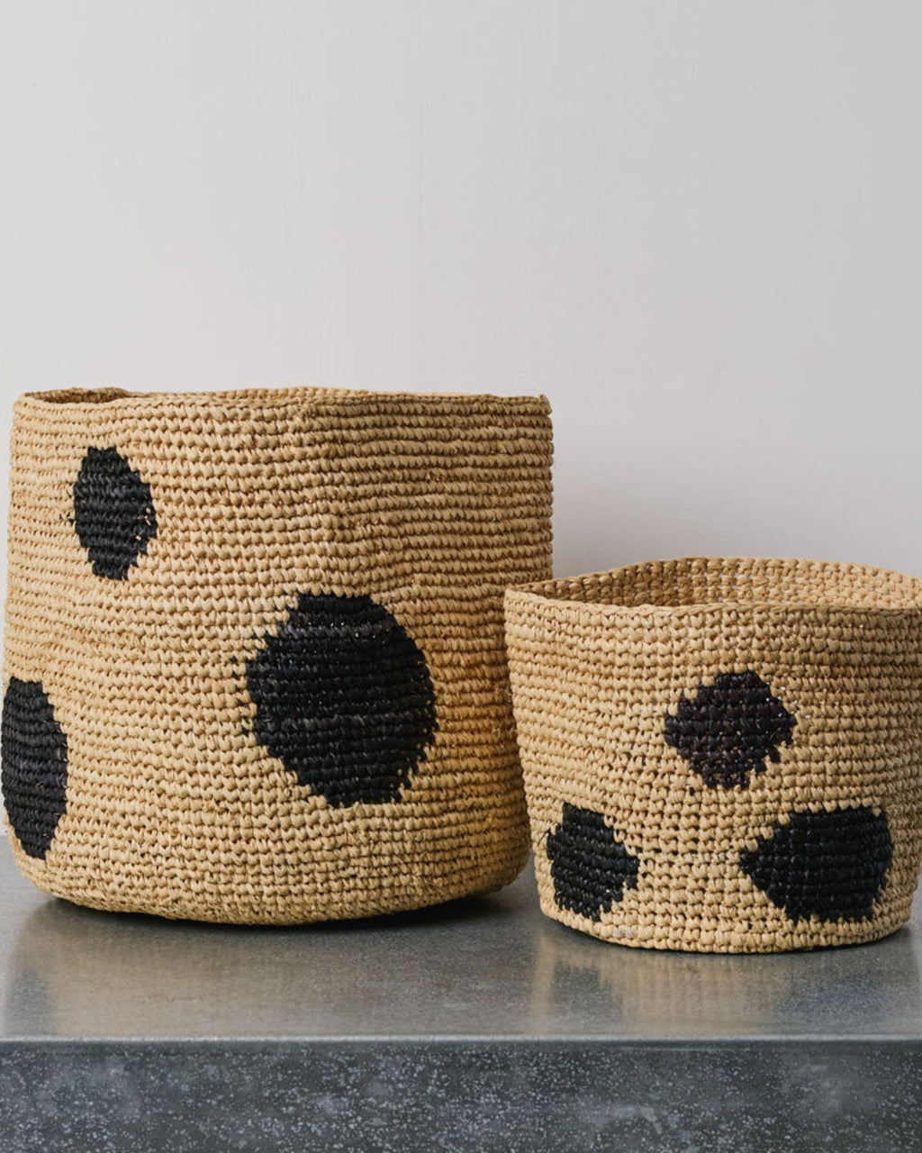 Domoina - Raffia basket - Black tots