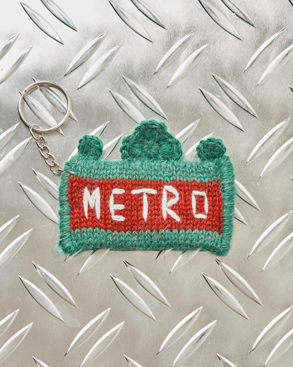Merci - Porte Clé En Tricot Metro