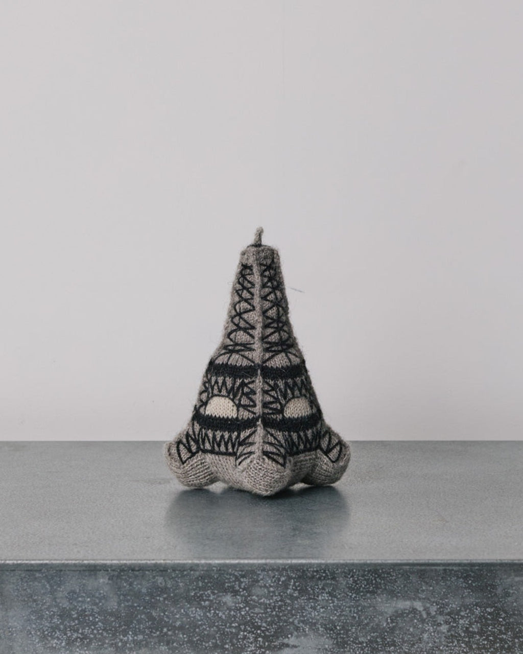 Merci - knitted plush - Eiffel Tower
