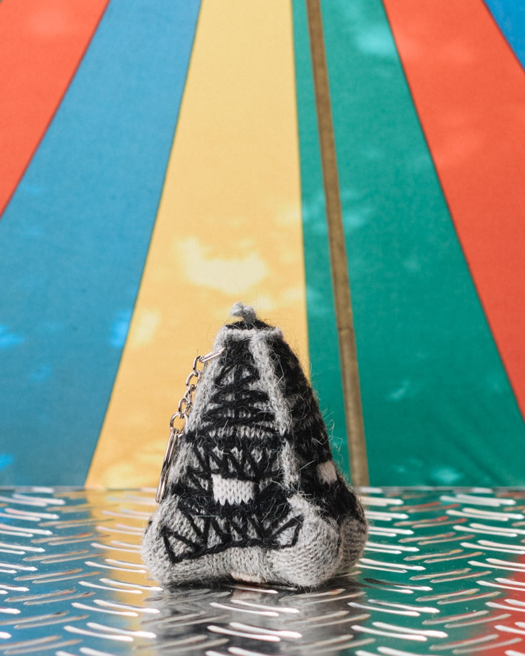 Merci - knitted key ring - Eiffel Tower