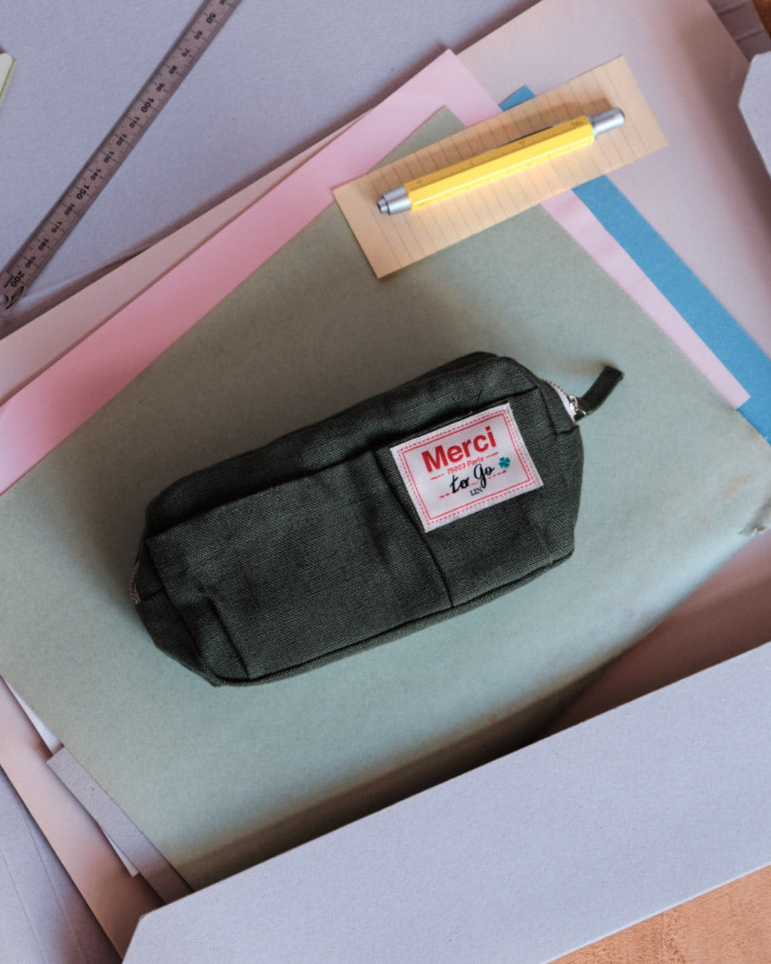 Merci - Washed linen pencil case - Oxide Green