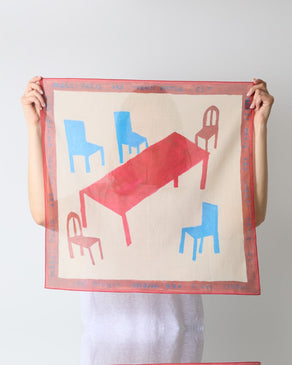 Rouge, Bleu & Beige
