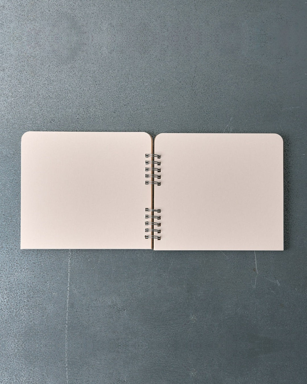 Gongjang - 6-Month Planner - Brick