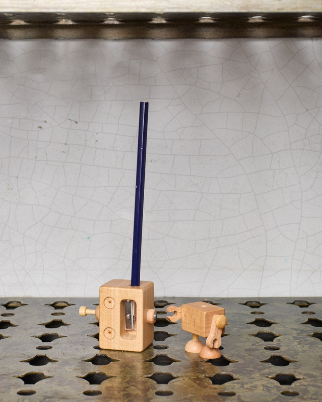 Carpenter - Wooden Pencil Sharpener - Robot