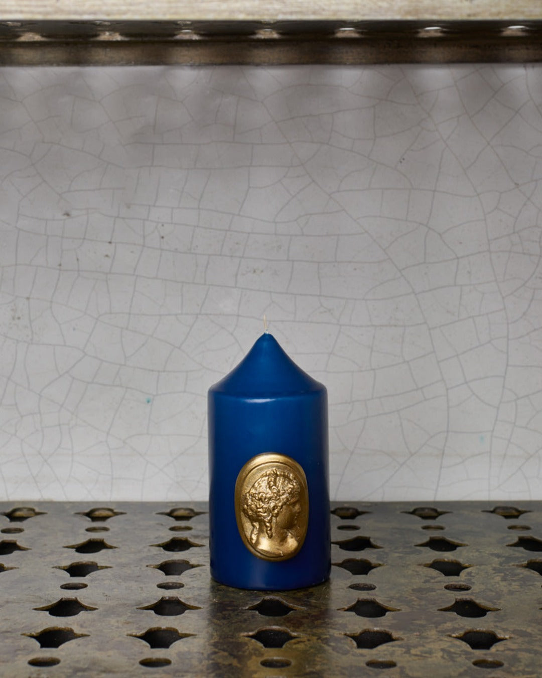 Trudon - Large Cameo Candle - Navy Blue