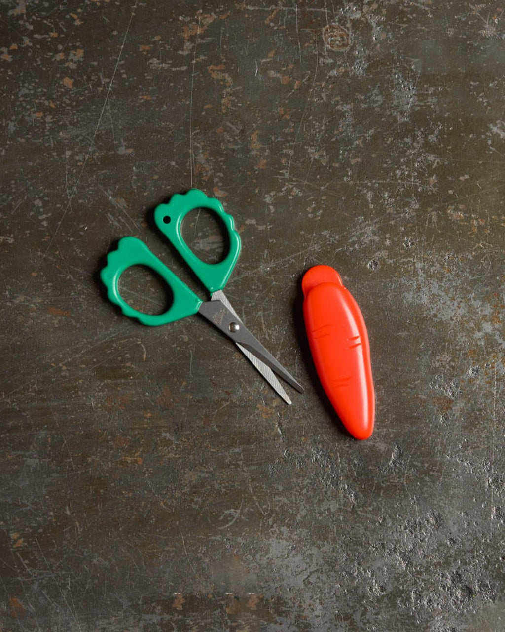 Niwaki - Magnetic Scissors - Carrot