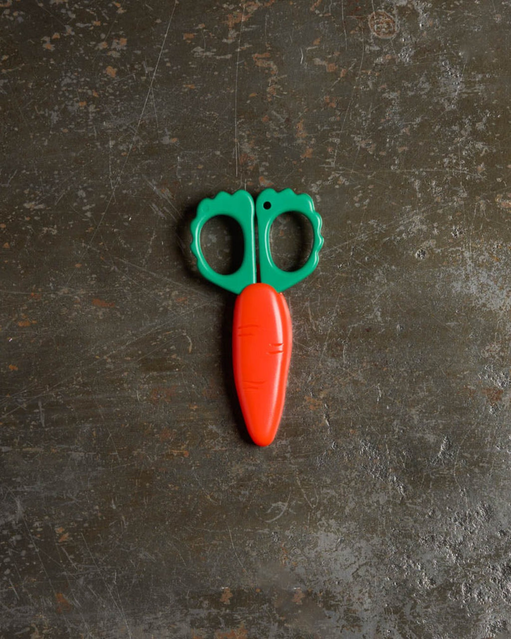 Niwaki - Magnetic Scissors - Carrot