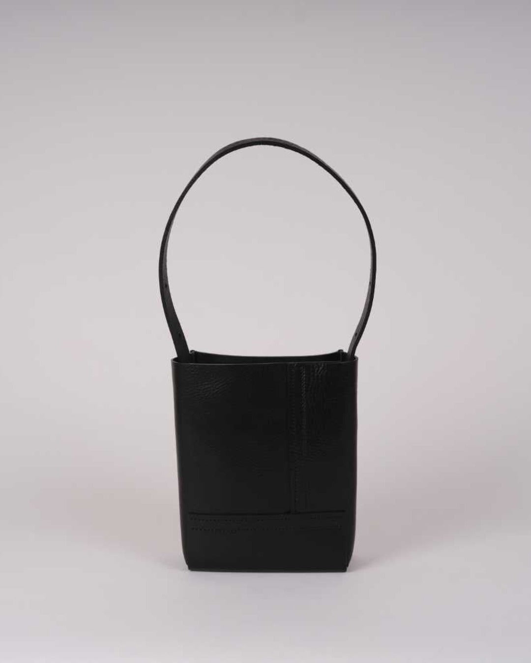 Kate Sheridan - Cast Bag - Black