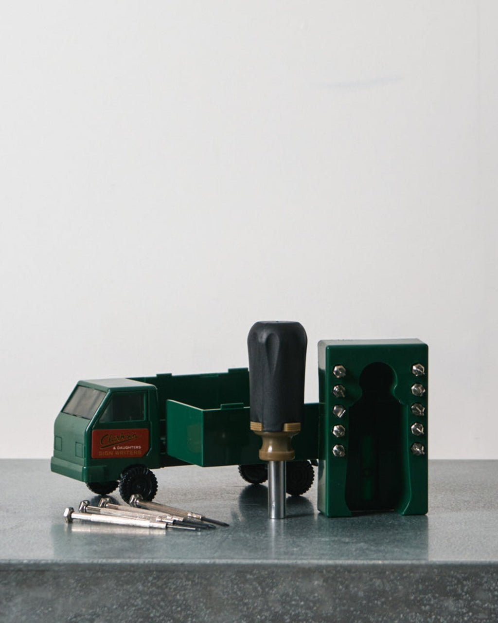 Kikkerland - Toolbox - Truck