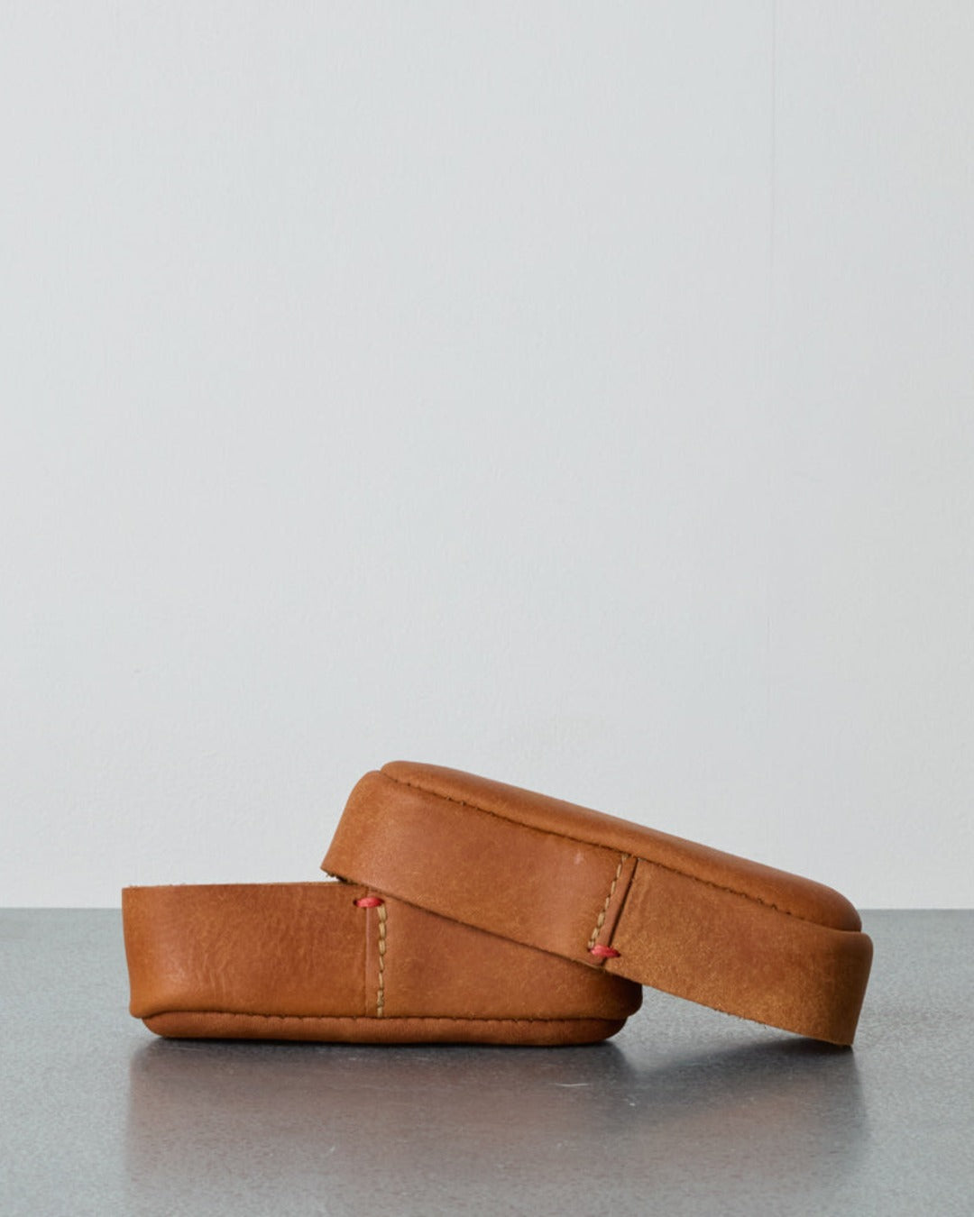 Classiky - Oval Leather Storage
