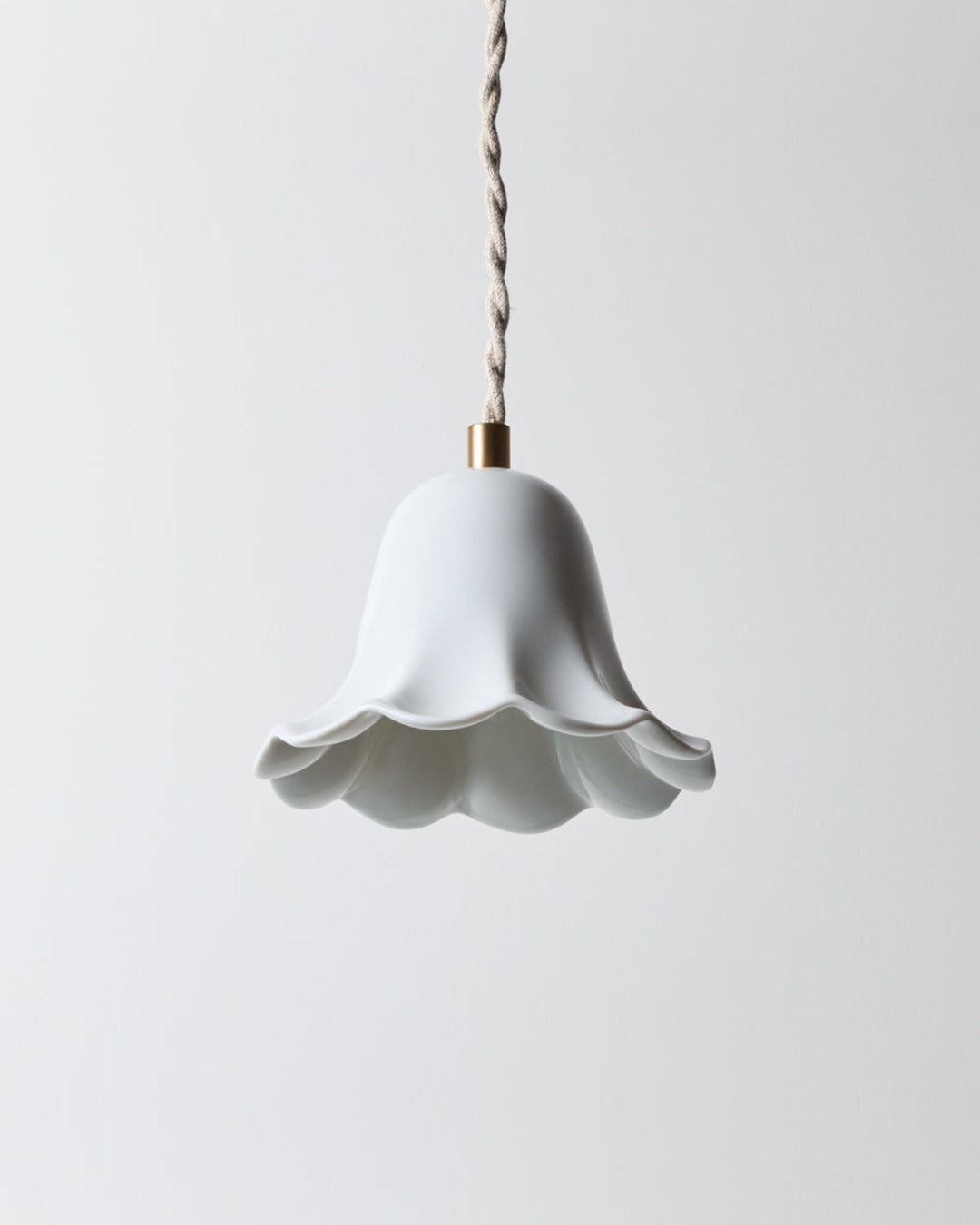Enamoura - Pendant Light - Lili