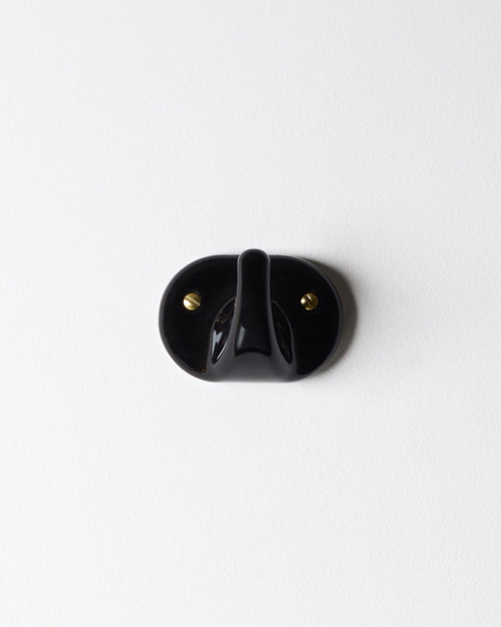 Zangra - Porcelain Hook - Black