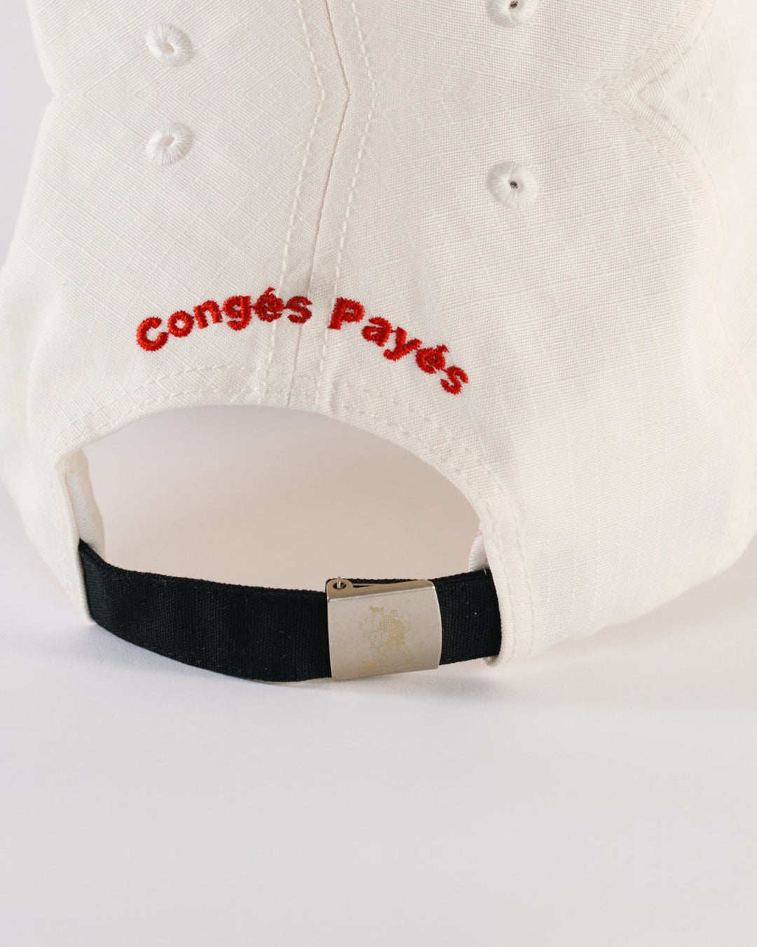 Au Vieux Campeur - Congés Payés - Michel Cap - Blue & White