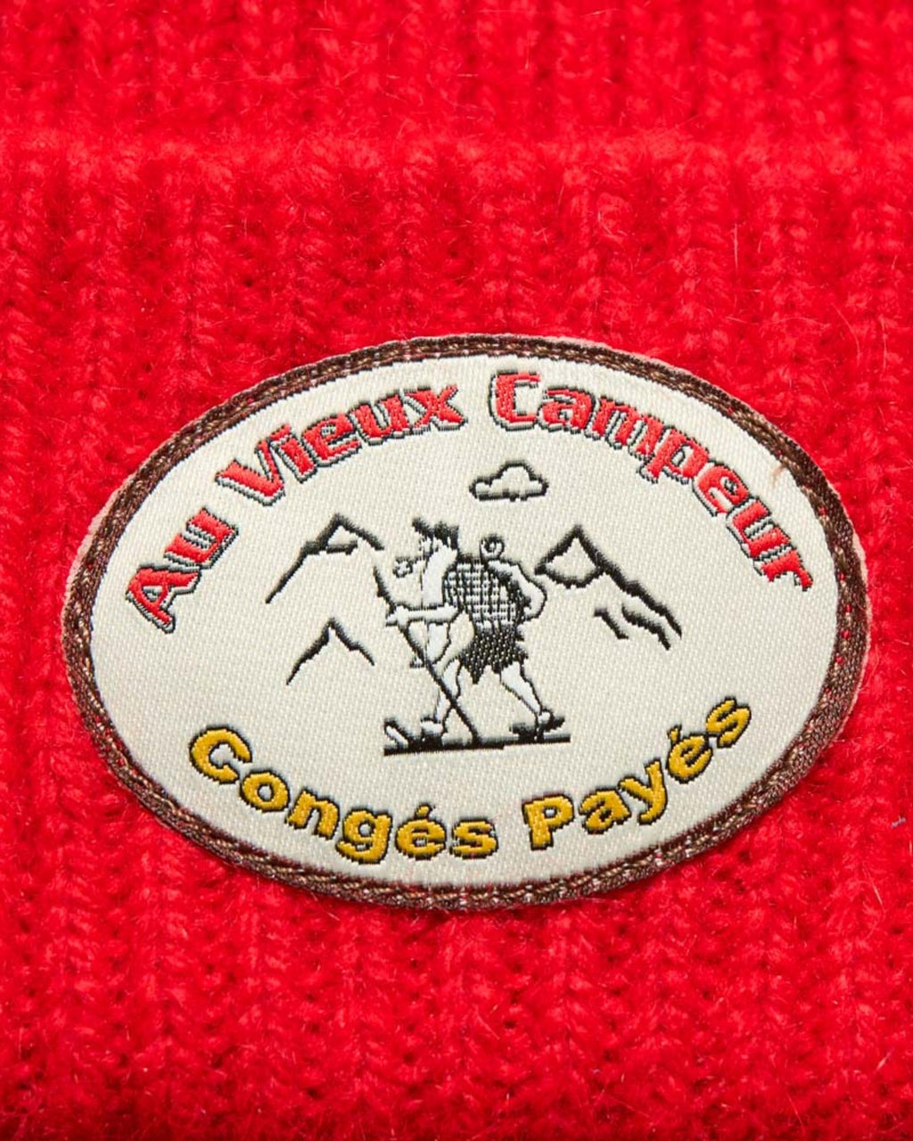 Au Vieux Campeur - Congés Payés - Bonnet Ben - Rouge