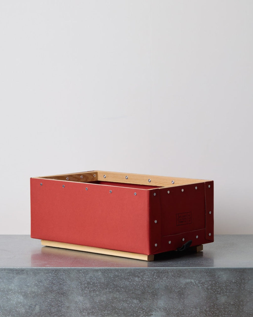 Puebco - Boite Empilable - Rouge