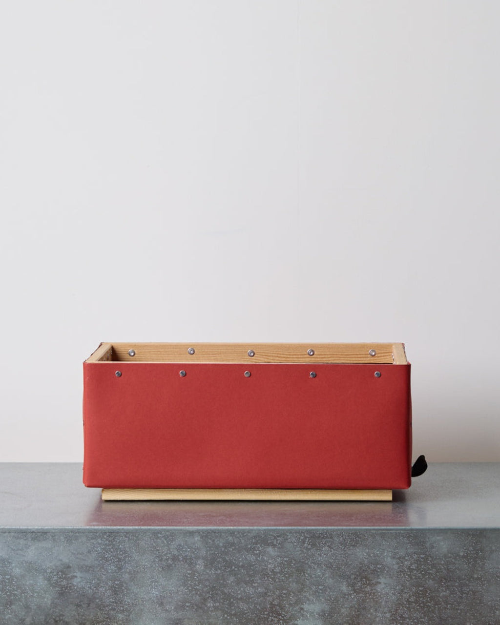 Puebco - Boite Empilable - Rouge