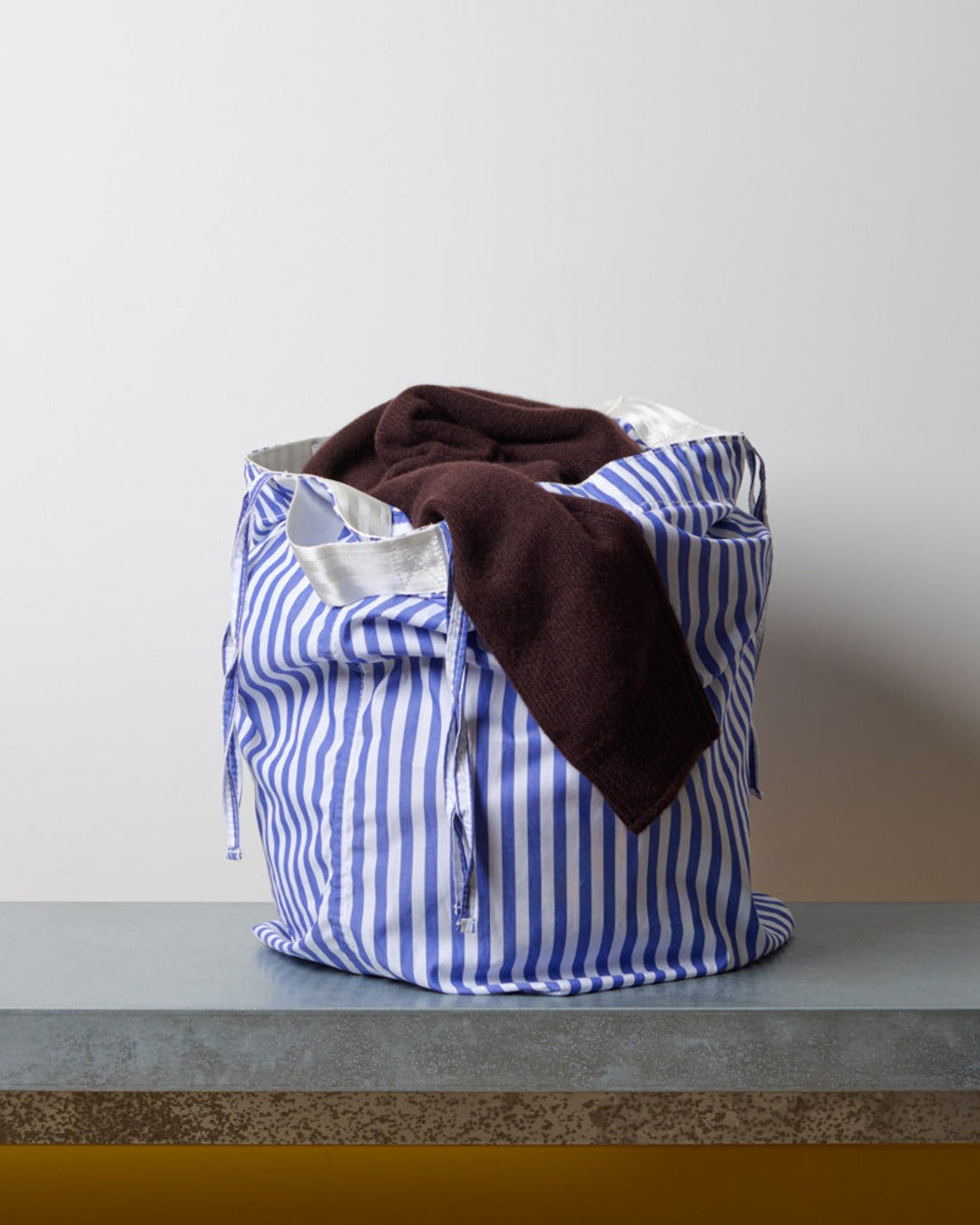 Puebco - Panier À Linge - Rayures Bleues