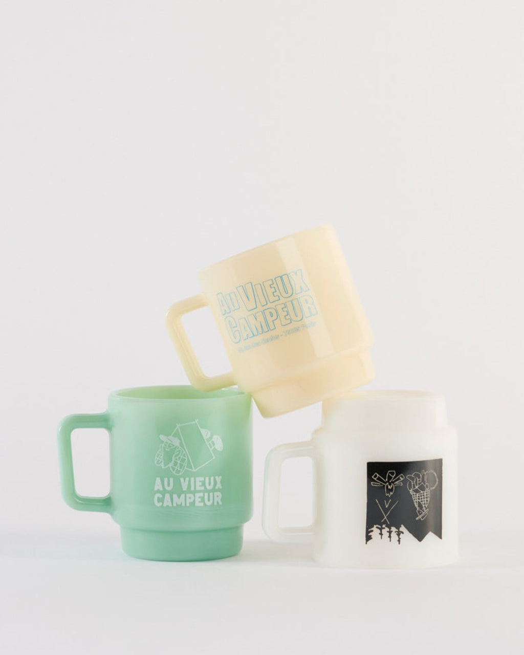 Au Vieux Campeur - Congés Payés - Mug Au Vieux Campeur - Campfire