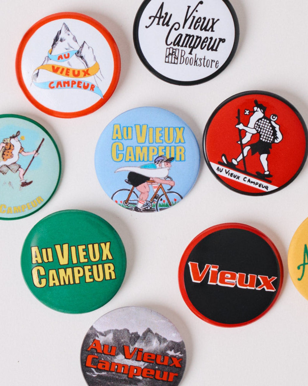 Au Vieux Campeur - Paid Leave - Mountain Ribbon Badge