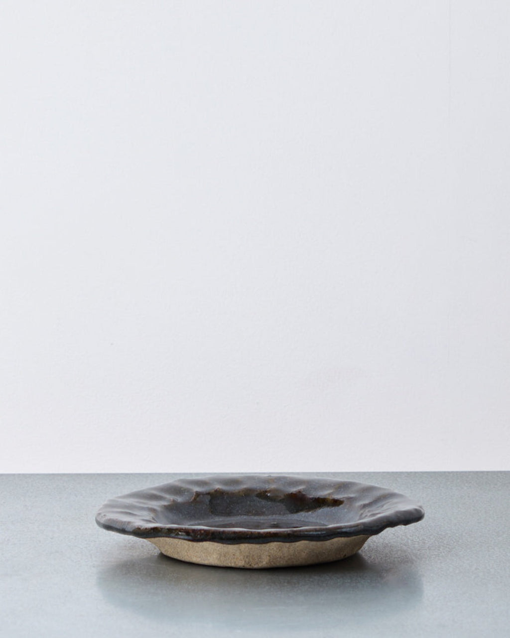 Estudio Vernis - Menut Plate - Bark