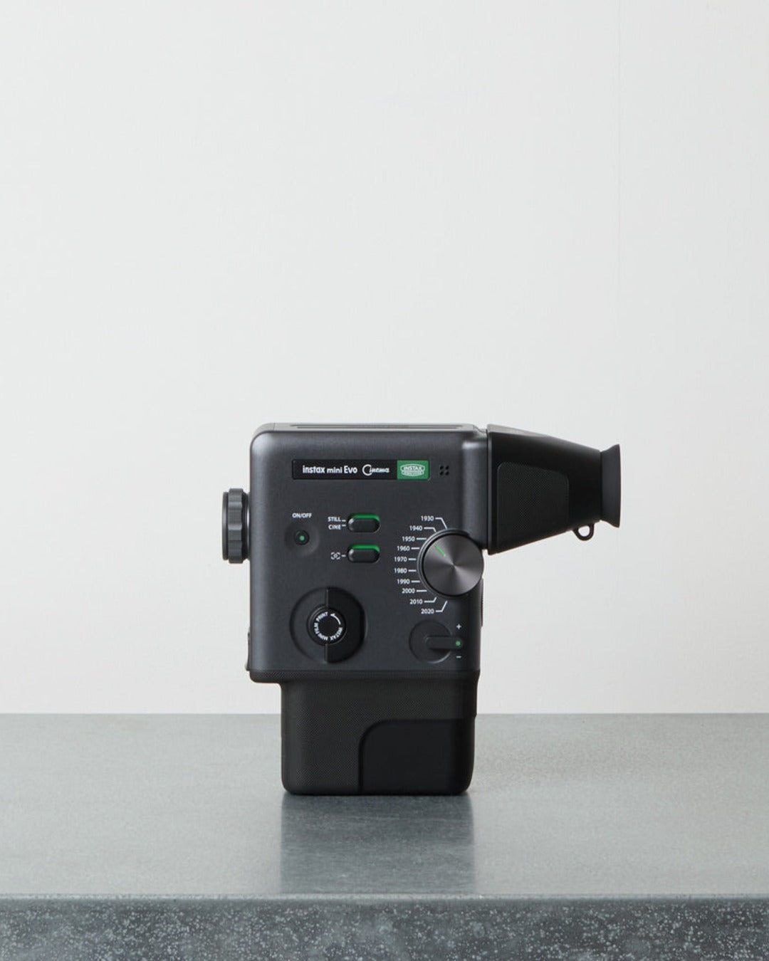 Fujifilm - Instax Mini Evo Cinema - Black