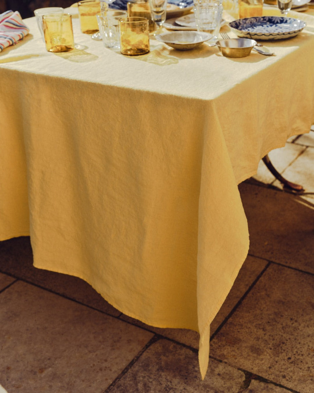 Merci - Washed linen tablecloth - Lemonade Yellow