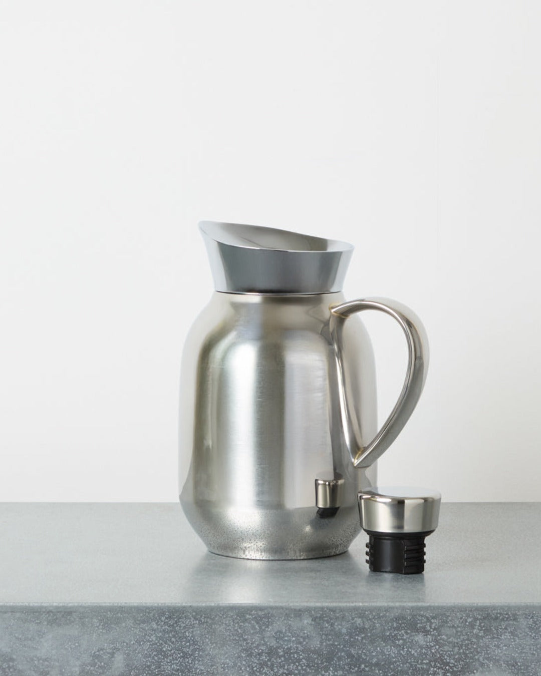 Stelton - Amphora Insulated Carafe - 1.2L - Steel