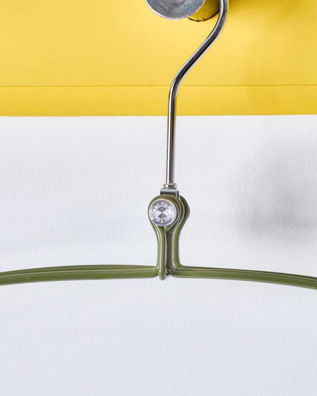 Dulton - Folding Hanger - Olive