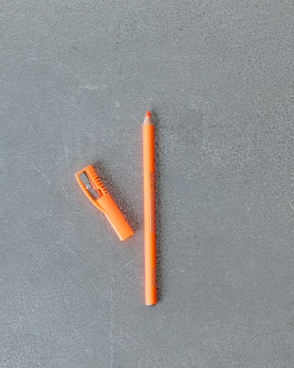 Kutsuwa - Crayon Sharp Fluo - Orange