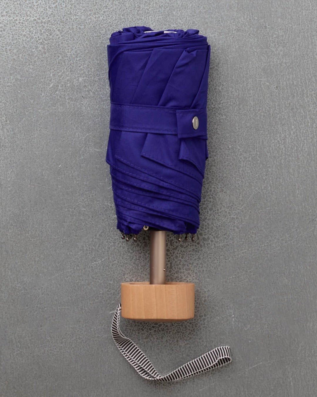 Anatole - Small wooden umbrella - Royal blue