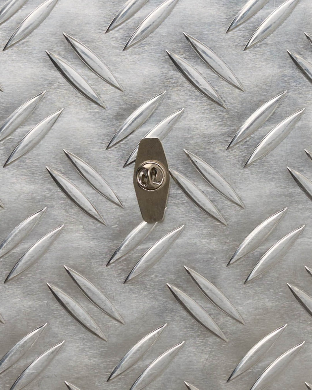 Merci x Shia Mcshia - Tobacco Pins