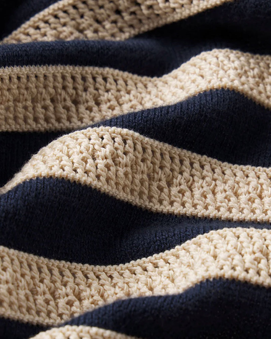 Frame - Captain Sweater - Cream & Navy