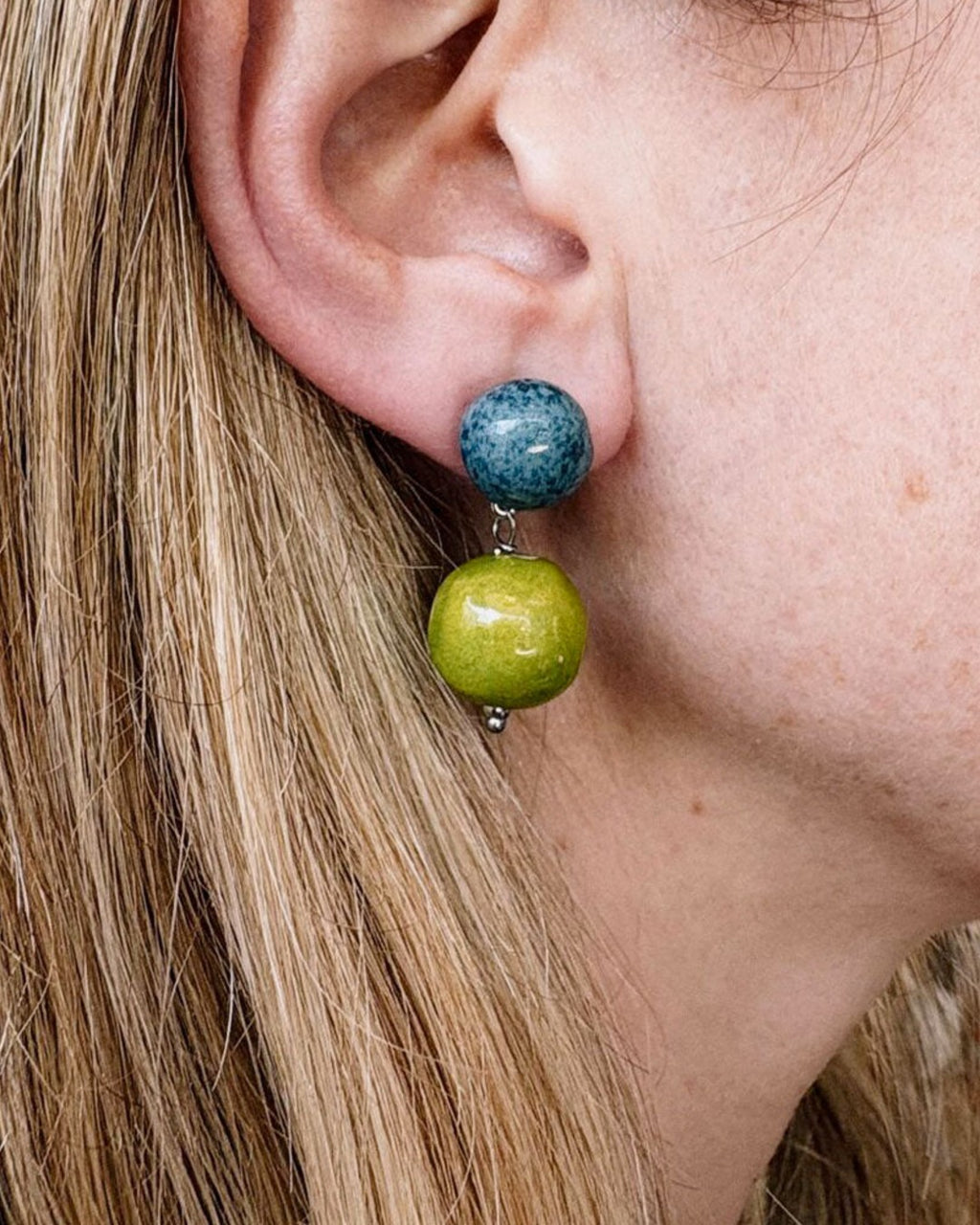Blanca Olmos Studio - Las Gotas earrings - Blue & Lime