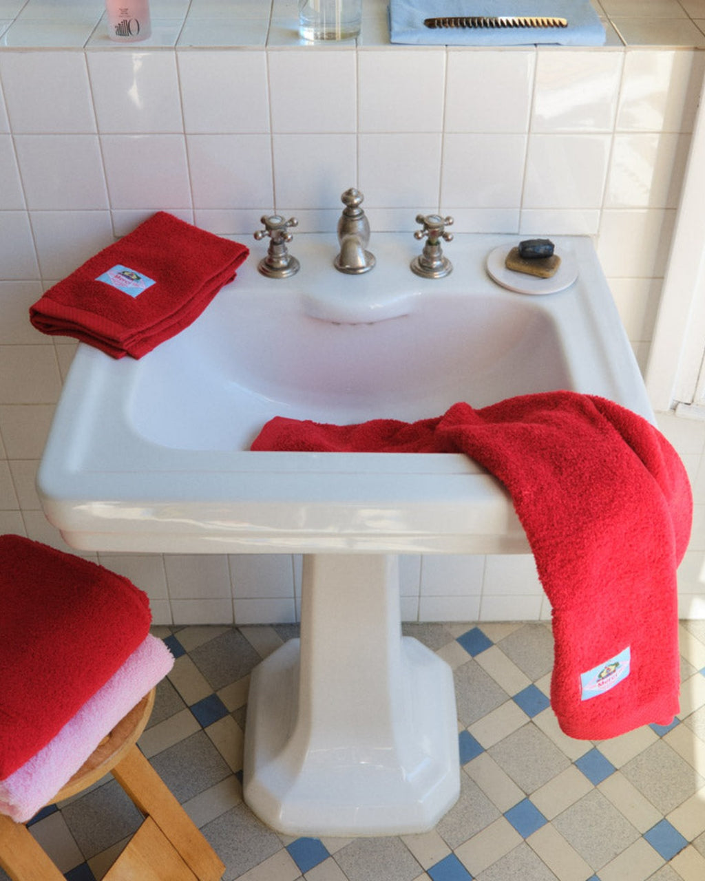Merci - Terry Cloth Bath Towel - Red Soir