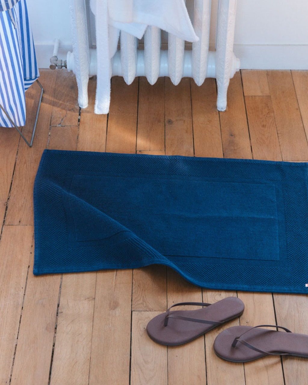 Merci - Tapis De Bain En Coton - Bleu Nuit