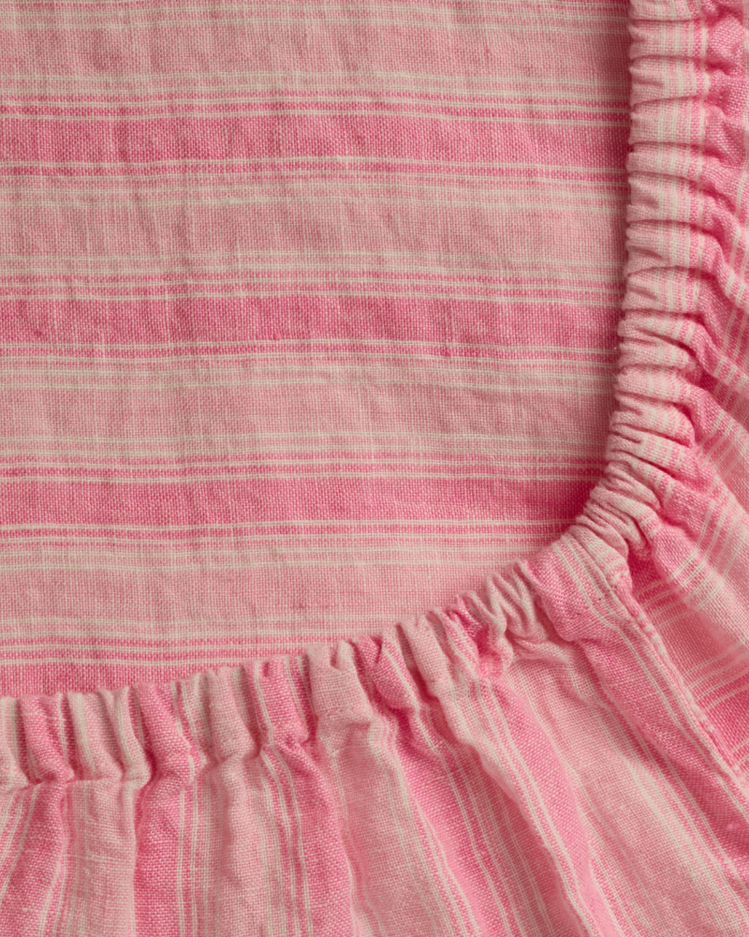 Merci - Washed linen fitted sheet - Pink Weft Stripes
