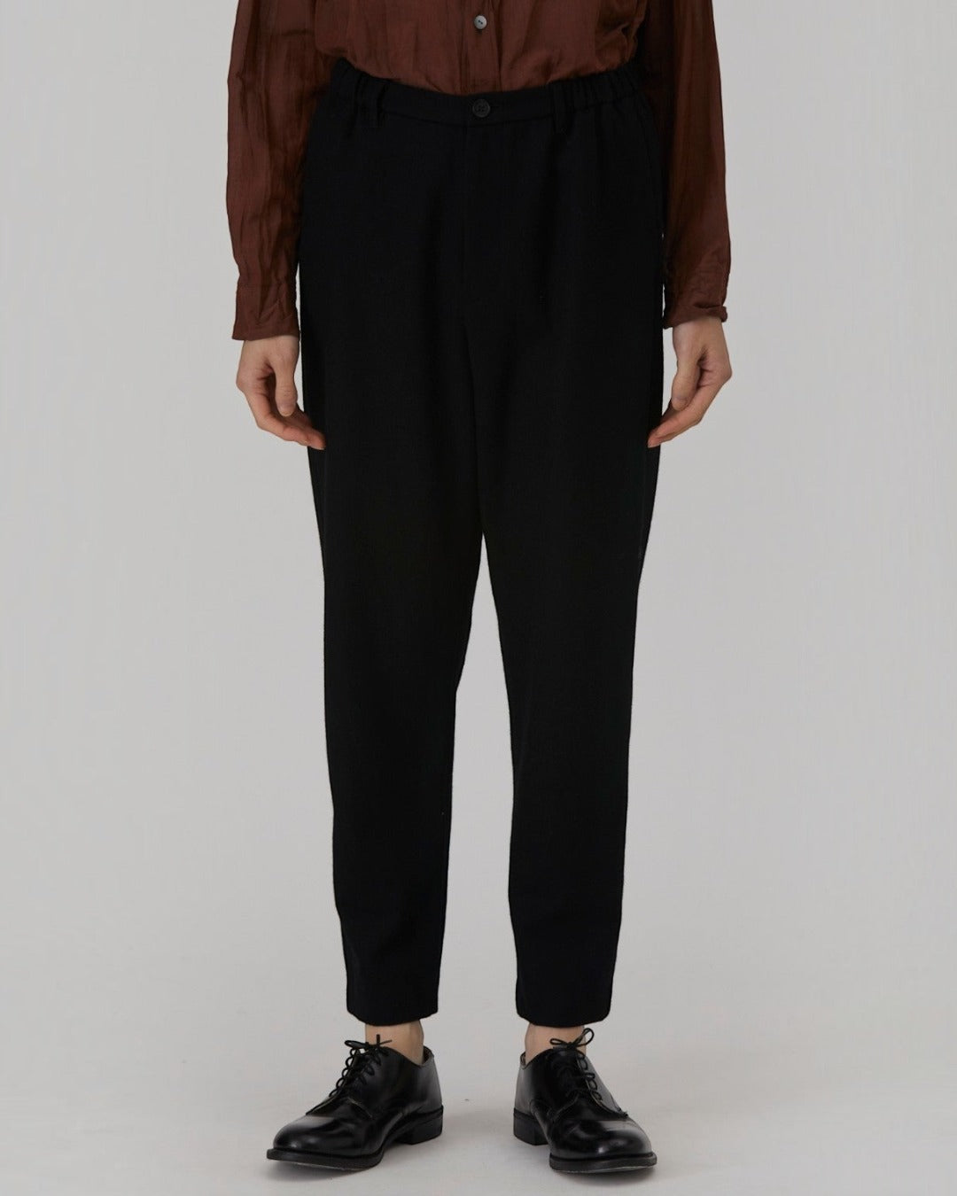 Pas De Calais - Tapered Pants - Black