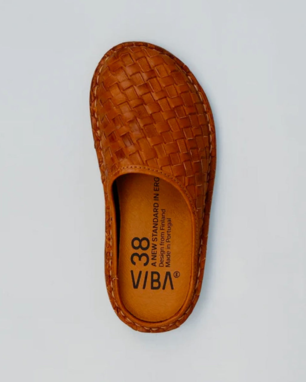 Vibae - Woven Roma Clog - Cognac brown