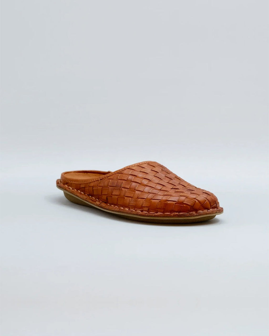 Vibae - Woven Roma Clog - Cognac brown