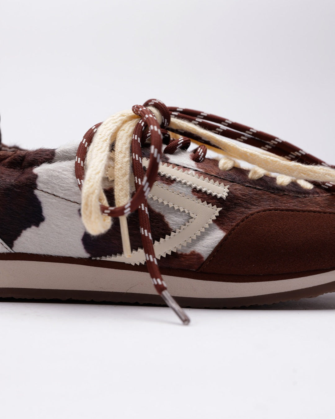 Puraai - 6.02 Panther sneakers - Moo Vibe