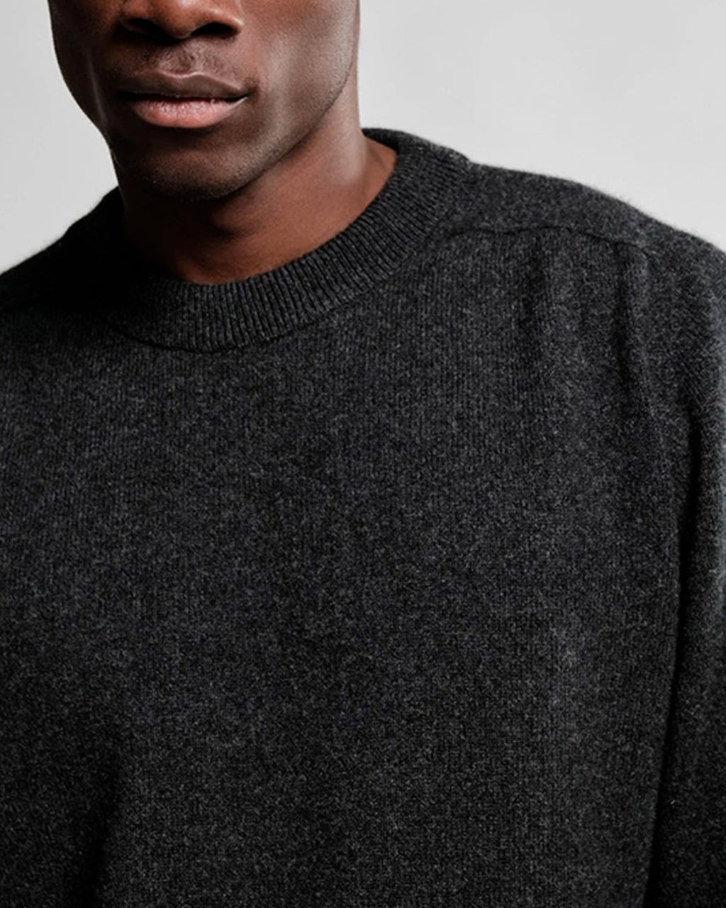 Nitto Knitwear - Armen Round Neck Sweater - Charcoal