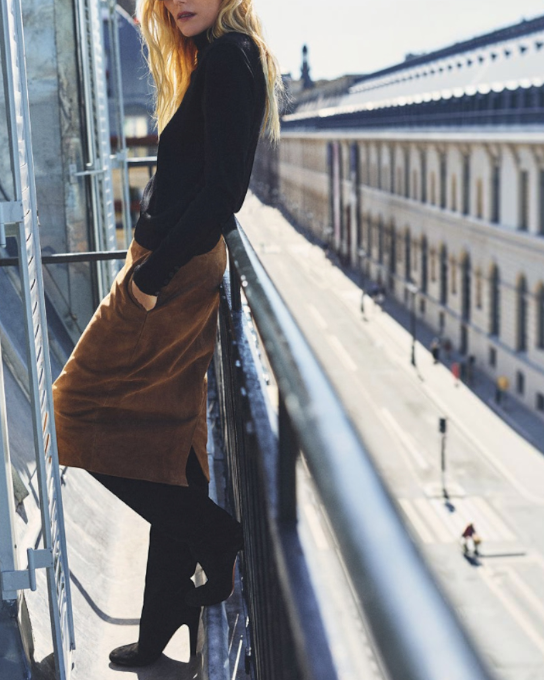 Gerard Darel - Jupe Droite En Cuir Velours Trish - Jaune